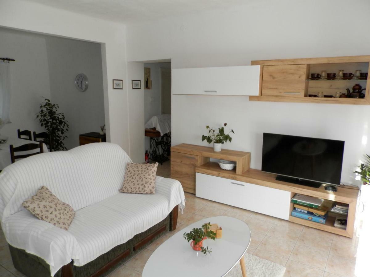 Slavica Apartment Lozovac