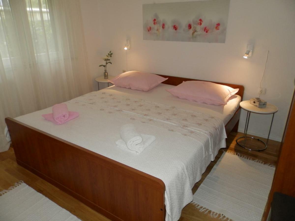 Slavica * Lozovac